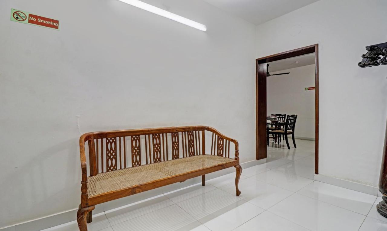 Treebo Backpackers Inn Kochi Екстер'єр фото