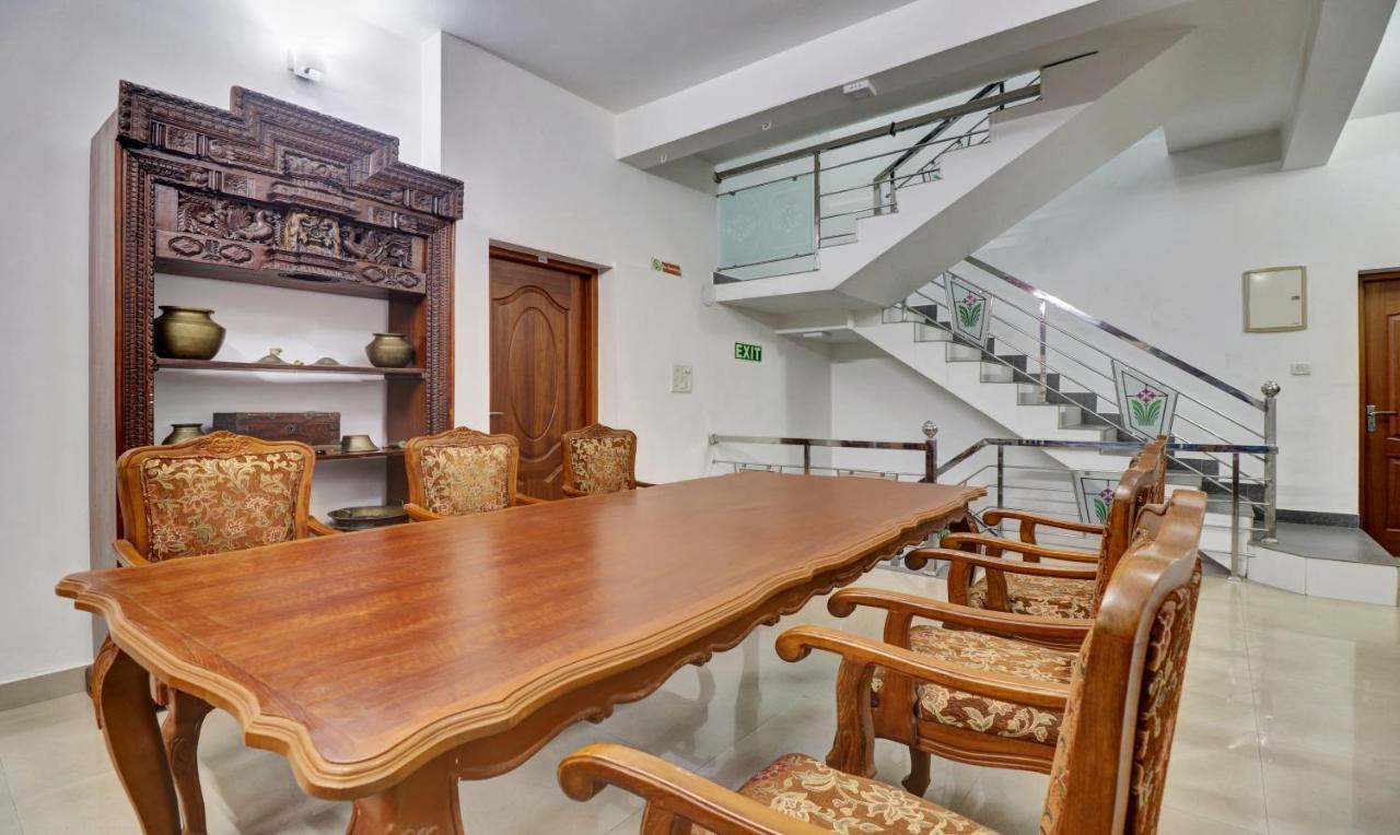 Treebo Backpackers Inn Kochi Екстер'єр фото
